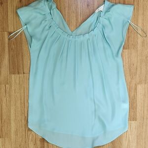 LC Lauren Conrad Green Ruffled Cap Sleeve Blouse